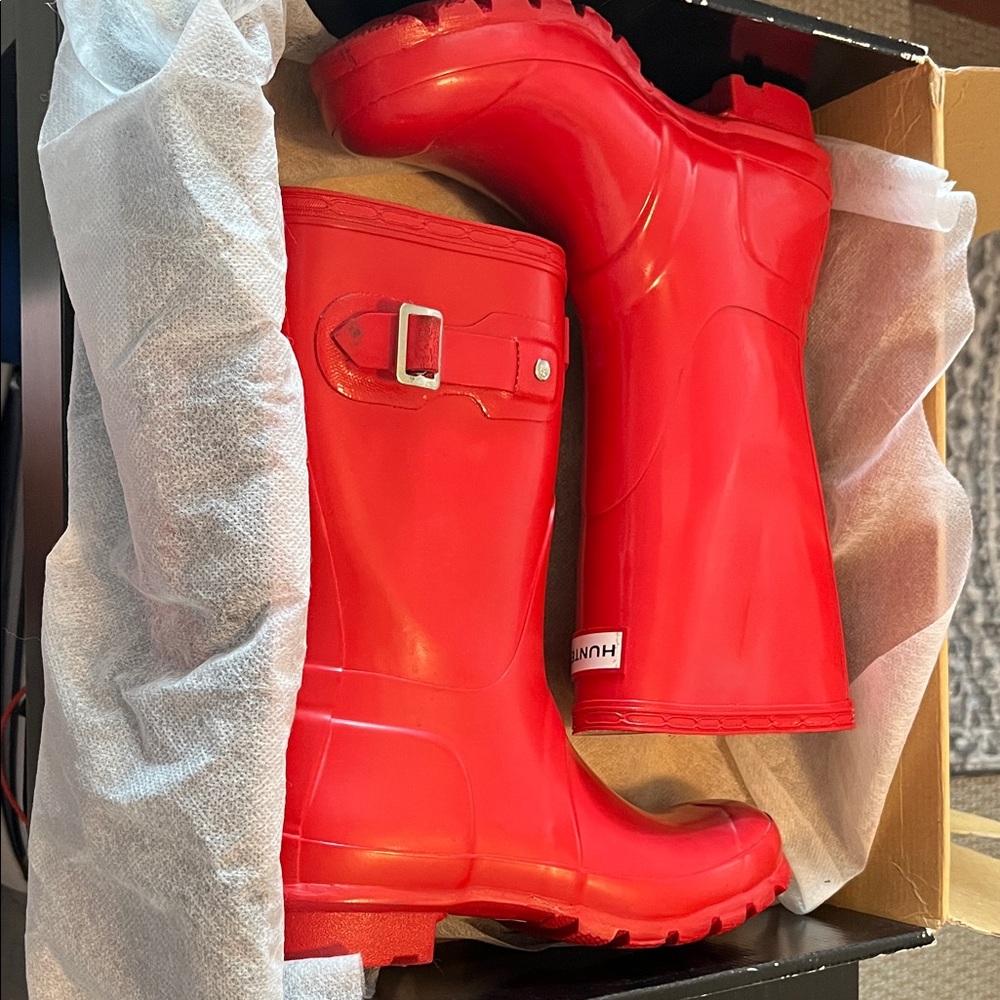 Hunter Rain Boots (Pillar Box Red) - Picture 15 of 16